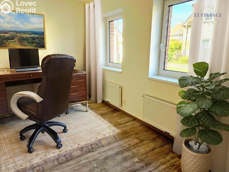 Prodej bytu 3+1 Kralupy nad Vltavou, Marie Majerové 474 č. 18