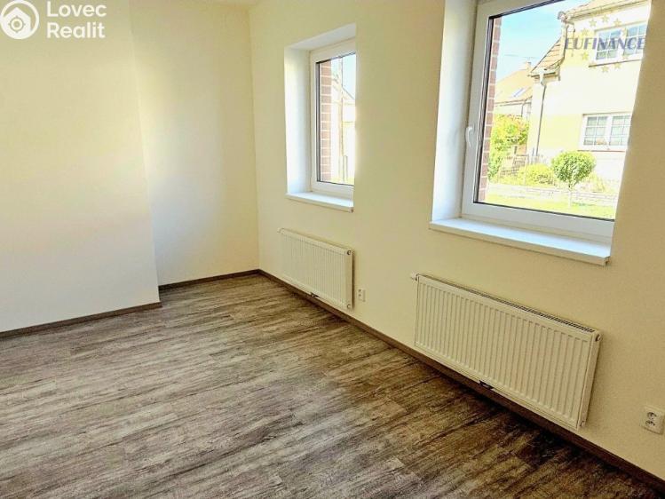 Prodej bytu 3+1 Kralupy nad Vltavou, Marie Majerové 474 č. 19