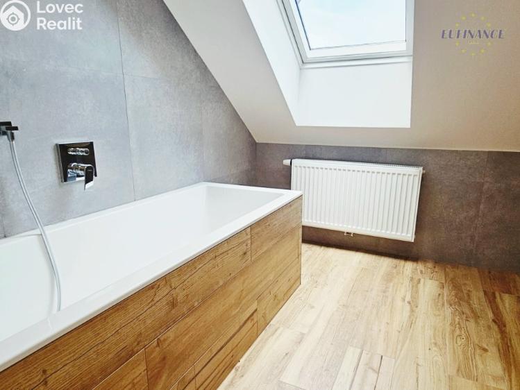 Prodej bytu 3+1 Kralupy nad Vltavou, Marie Majerové 474 č. 26