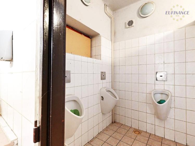 Продажа торгового помещеня Kralupy nad Vltavou, Hostivítova 971 č. 27