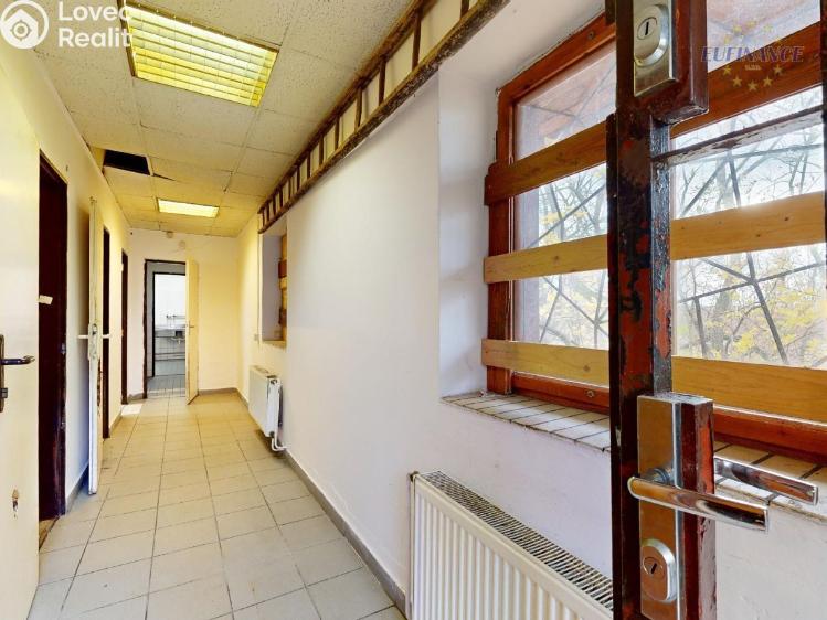 Продажа торгового помещеня Kralupy nad Vltavou, Hostivítova 971 č. 29