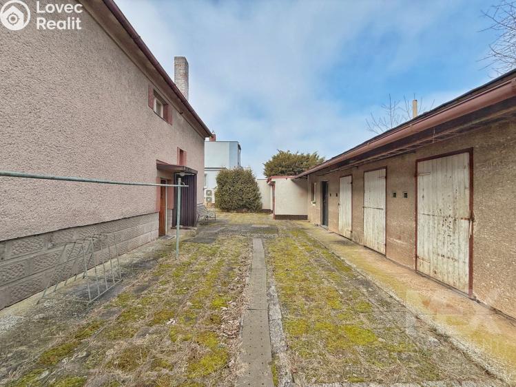 Prodej rodinného domu Holohlavy, Na Lávkách 148 č. 8