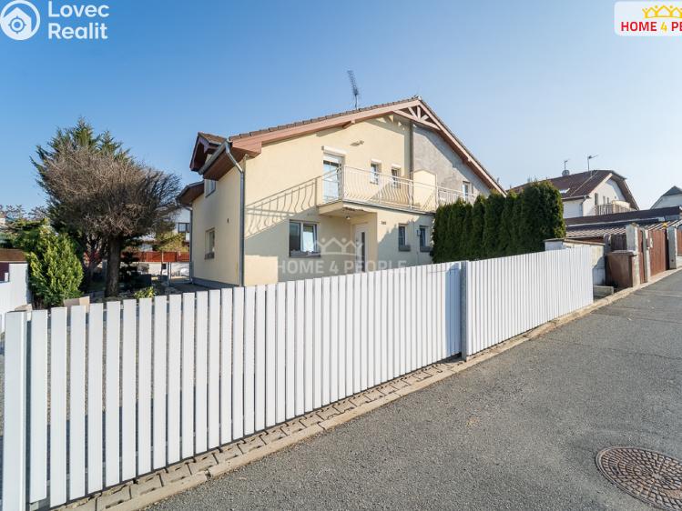 Prodej rodinného domu Jesenice, Šeříková č. 1