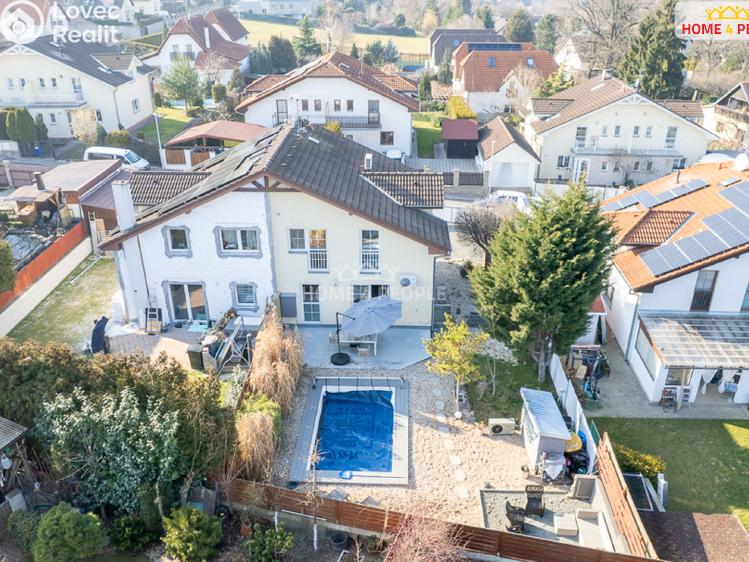 Prodej rodinného domu Jesenice, Šeříková č. 3