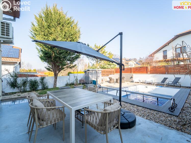 Prodej rodinného domu Jesenice, Šeříková č. 6