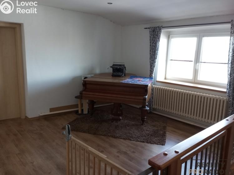 Аренда семейного дома Mšecké Žehrovice č. 7