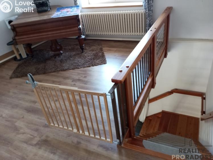 Pronájem rodinného domu Mšecké Žehrovice č. 8