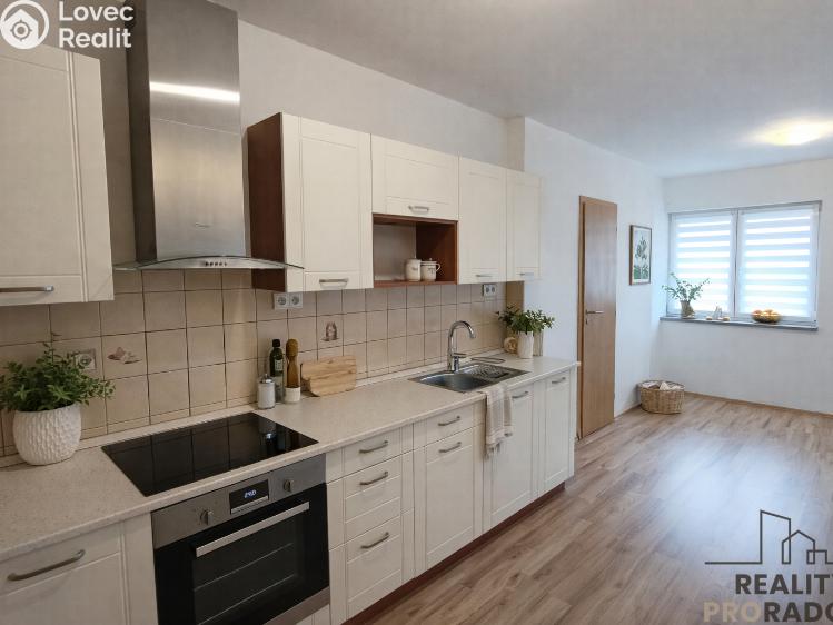 Pronájem bytu 2+KK Srubec, K Hájovně 1119 č. 1