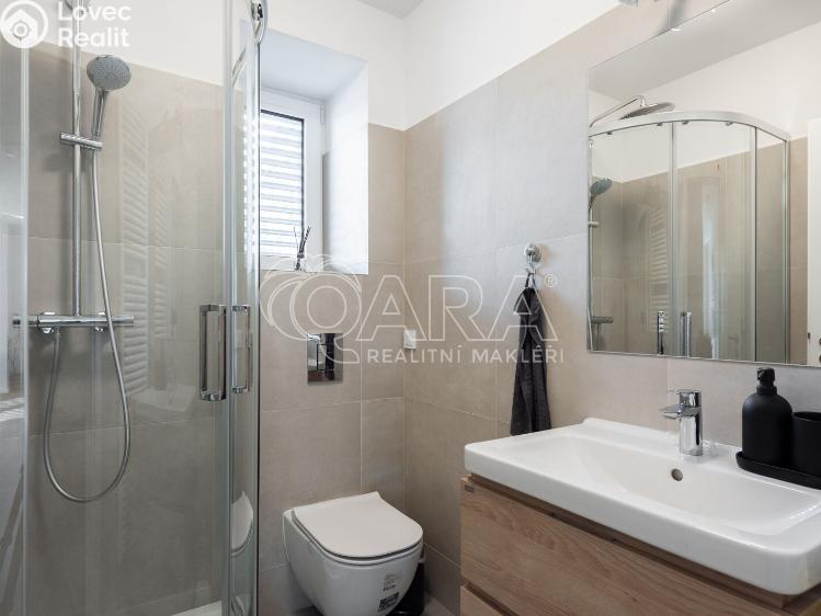 Prodej rodinného domu Babice, Starobabická 519 č. 12