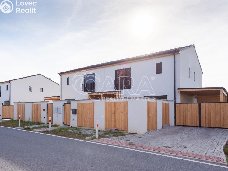 Prodej rodinného domu Babice, Starobabická 519 č. 23