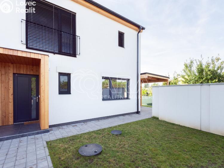 Prodej rodinného domu Babice, Starobabická 519 č. 25