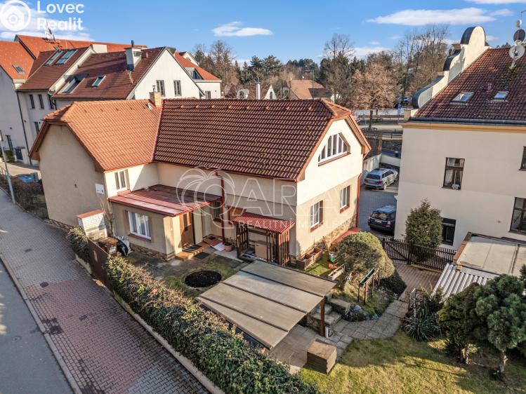 Sale family house Průhonice, Školní 42 č. 7