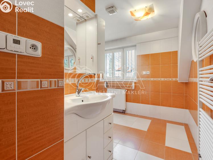 Sale family house Průhonice, Školní 42 č. 35