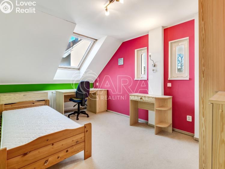 Sale family house Průhonice, Školní 42 č. 40