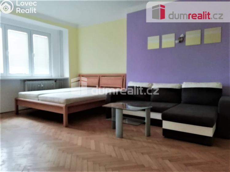 Pronájem bytu 1+1 Kralupy nad Vltavou, nám. Mládežníků č. 4