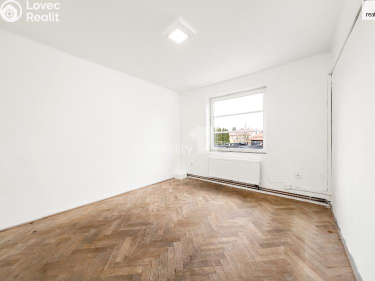 Prodej bytu 3+1 Veltruby, Bytovky č. 10