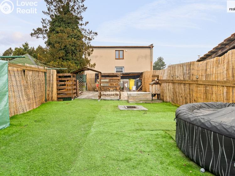 Prodej bytu 3+1 Veltruby, Bytovky č. 18