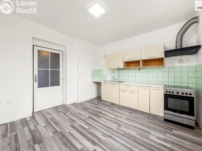 Prodej bytu 3+1 Veltruby, Bytovky č. 3