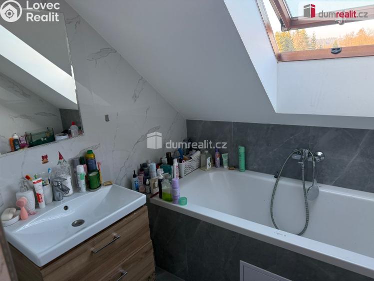 Pronájem bytu 3+KK Libež č. 7