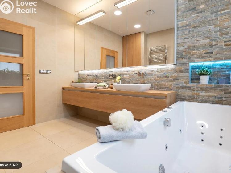 Prodej rodinného domu Praha, Hodějovská č. 15