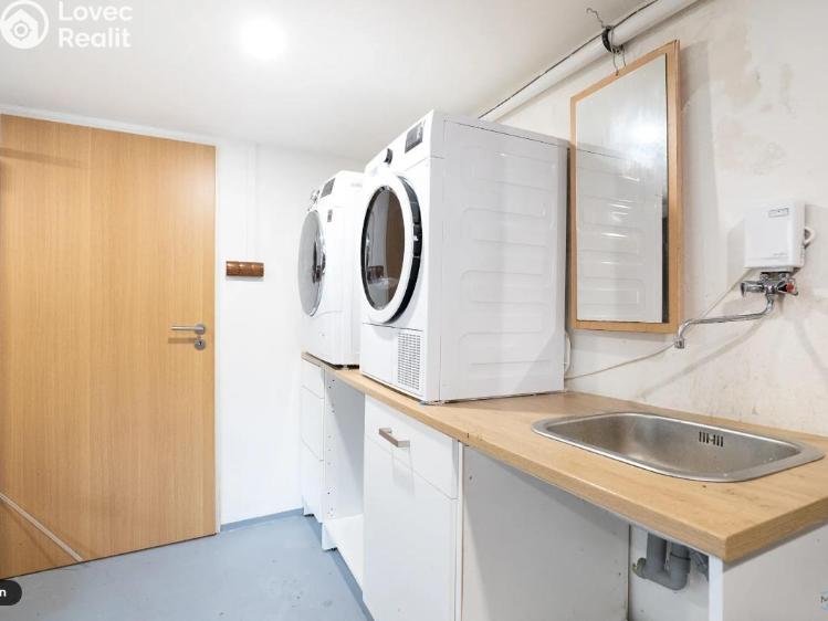 Prodej rodinného domu Praha, Hodějovská č. 25