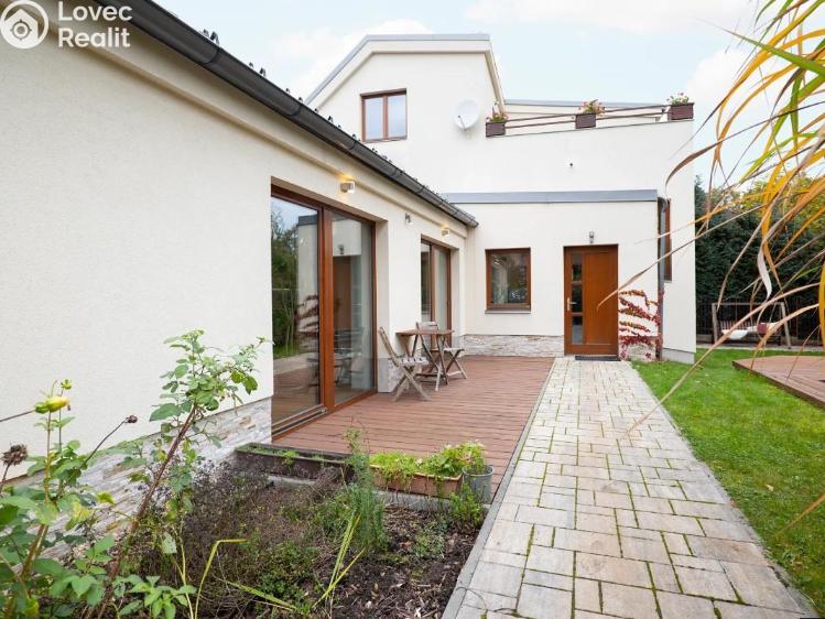 Prodej rodinného domu Praha, Hodějovská č. 27