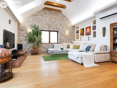 Prodej rodinného domu Praha, Hodějovská č. 1