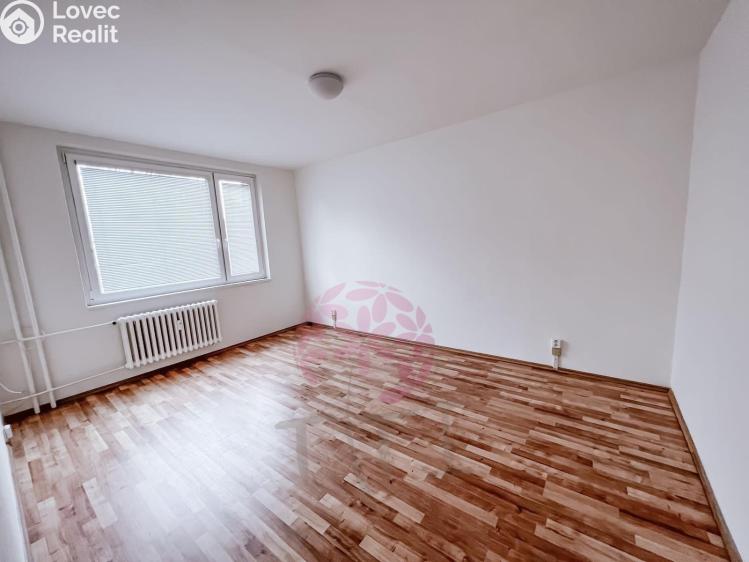 Rent apartment 3+1 Praha, Chlebovická 494 č. 6