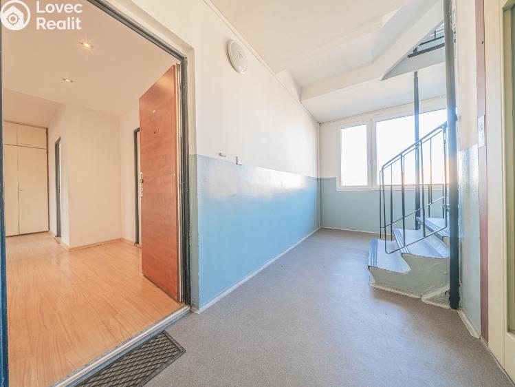 Продажа квартиры 3+1 Kladno, Italská 2418 č. 12