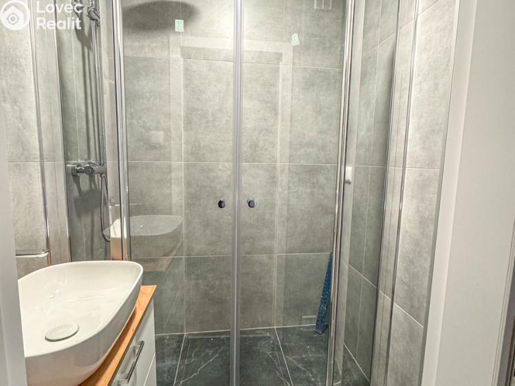 Оренда квартири 2+1 Karviná, tř. Osvobození č. 3