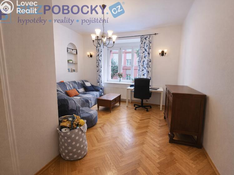 Prodej bytu 2+1 Praha, Tusarova č. 6