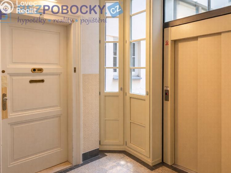 Prodej bytu 2+1 Praha, Tusarova č. 11