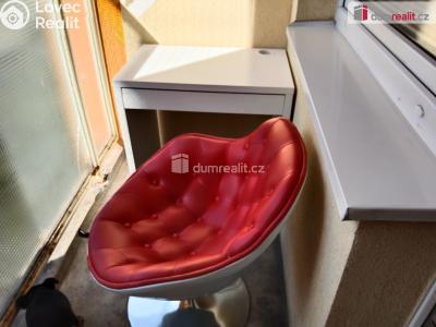 Pronájem bytu 3+1 Praha 14, Dygrýnova č. 4