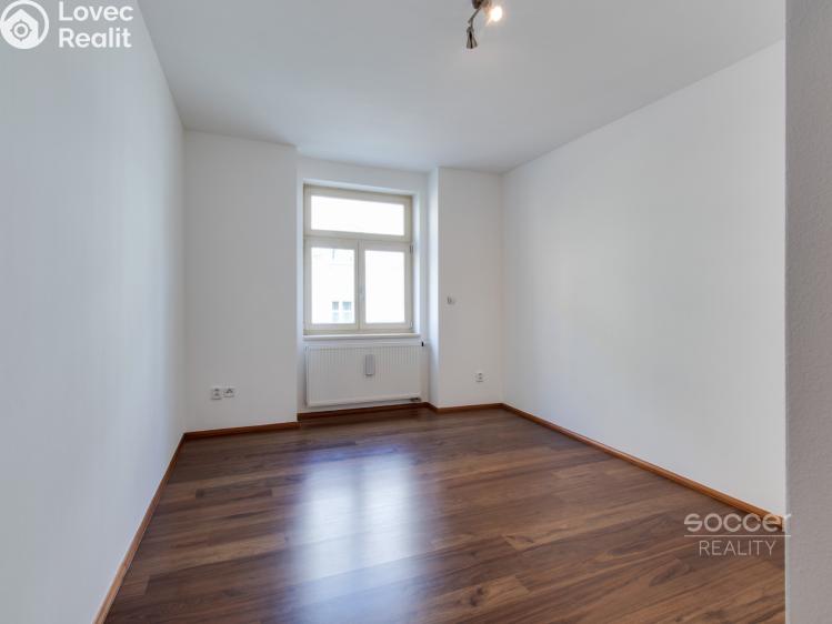 Pronájem bytu 4+KK Praha, Šlikova č. 7