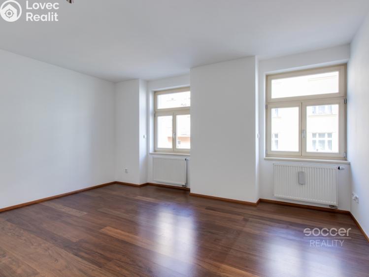 Pronájem bytu 4+KK Praha, Šlikova č. 8