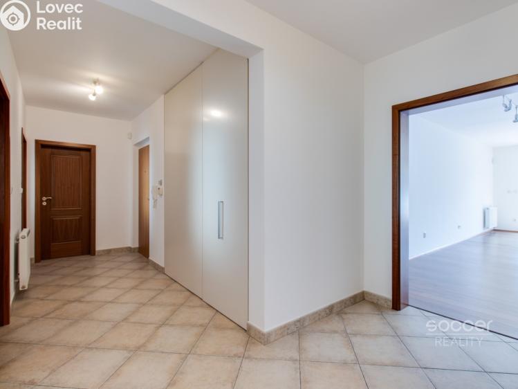 Pronájem bytu 4+KK Praha, Šlikova č. 12