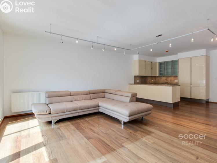 Pronájem bytu 4+KK Praha, Šlikova č. 16