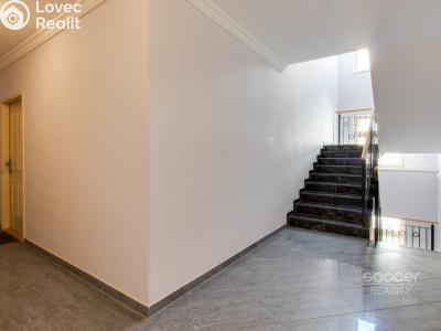 Pronájem bytu 4+KK Praha, Šlikova č. 4