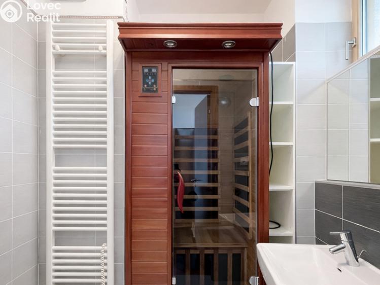 Pronájem bytu 3+KK Praha, Jeseniova č. 7