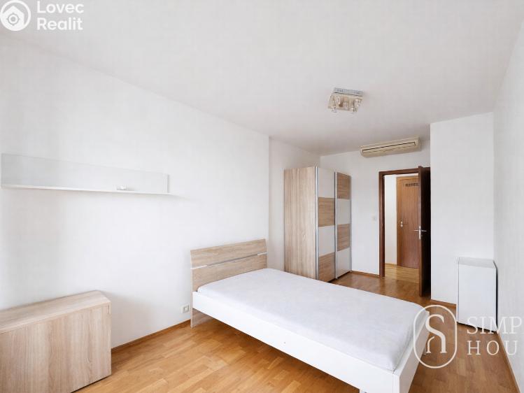 Pronájem bytu 3+KK Praha, Jeseniova č. 11