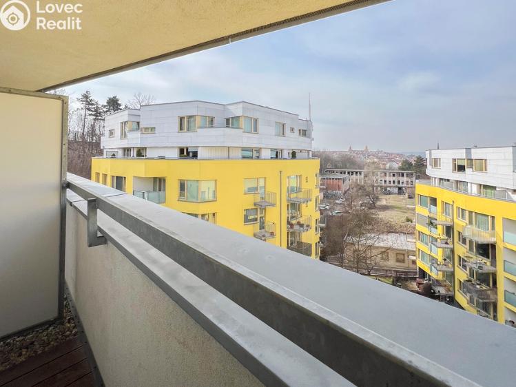 Pronájem bytu 3+KK Praha, Jeseniova č. 17