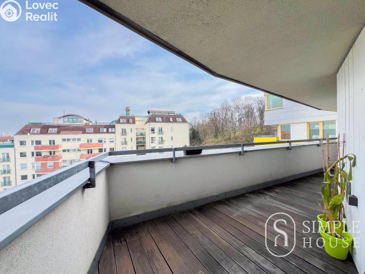 Pronájem bytu 3+KK Praha, Jeseniova č. 3