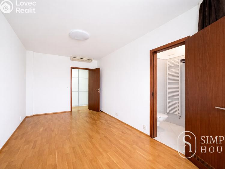 Pronájem bytu 3+KK Praha, Jeseniova č. 10