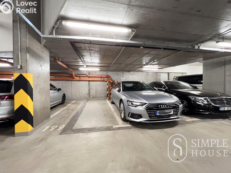 Pronájem bytu 3+KK Praha, Jeseniova č. 19