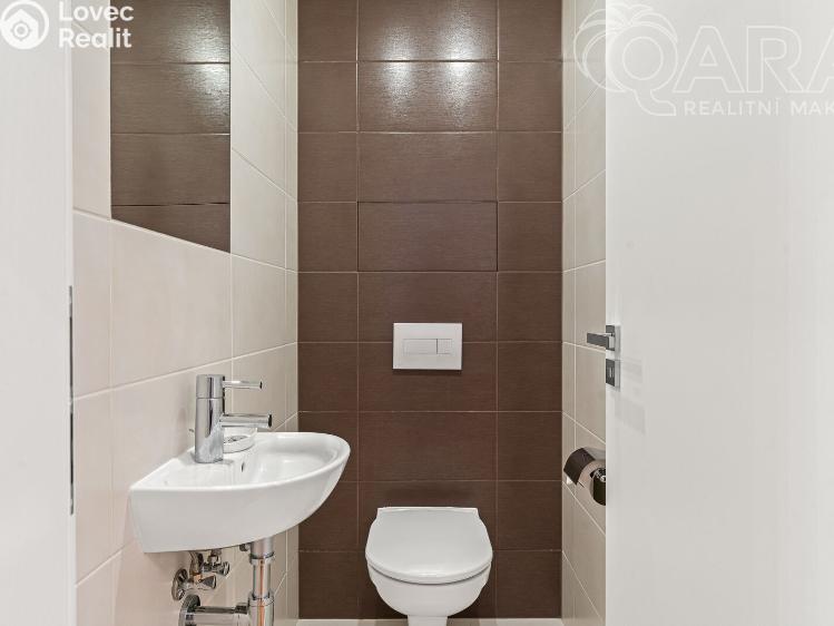 Pronájem bytu 3+KK Praha, Baarova 1542/48 č. 9