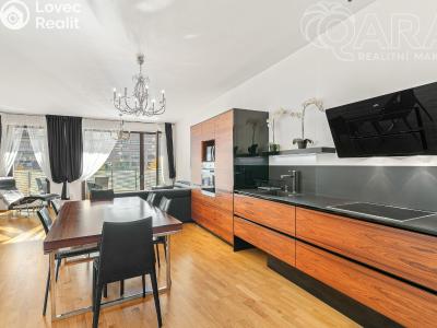 Pronájem bytu 3+KK Praha, Baarova č. 2