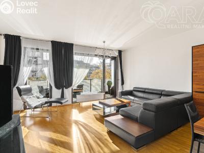 Pronájem bytu 3+KK Praha, Baarova č. 3