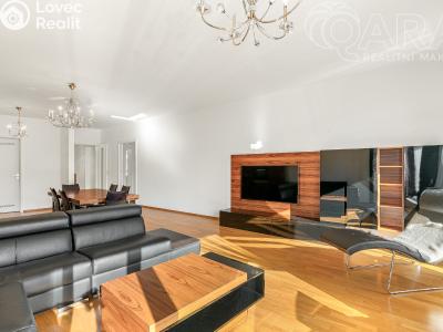 Pronájem bytu 3+KK Praha, Baarova č. 4