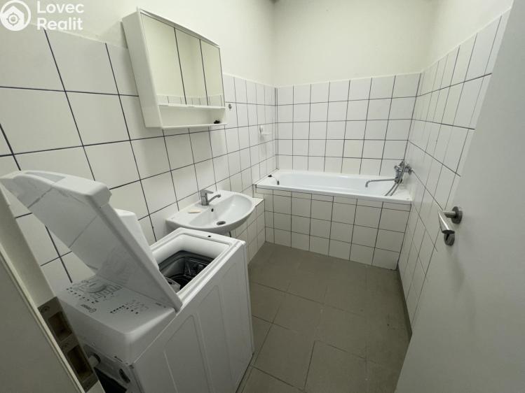 Продажа квартиры 2+KK Praha, Třinecká 769 č. 4