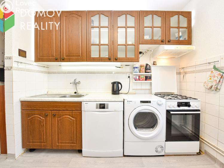 Rent apartment 2+1 Tmaň, Sídliště č. 8